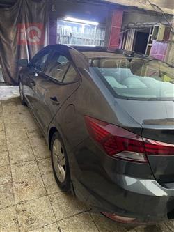 هیوندای ئەلەنترا